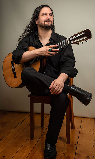 Boston Classical Guitarist Aaron Larget-Caplan