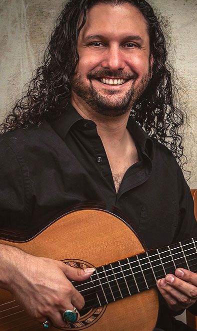 Boston Classical Guitarist Aaron Larget-Caplan